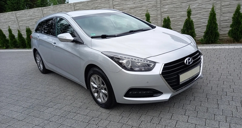 Hyundai i40 cena 58500 przebieg: 179250, rok produkcji 2017 z Siedlce małe 742